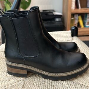 Black Chelsea Boots